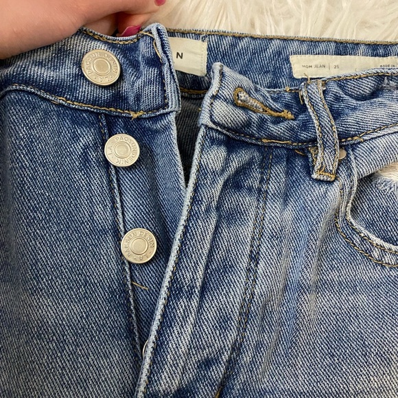 PacSun Size 25 Cropped Mom Jeans - Picture 2 of 4